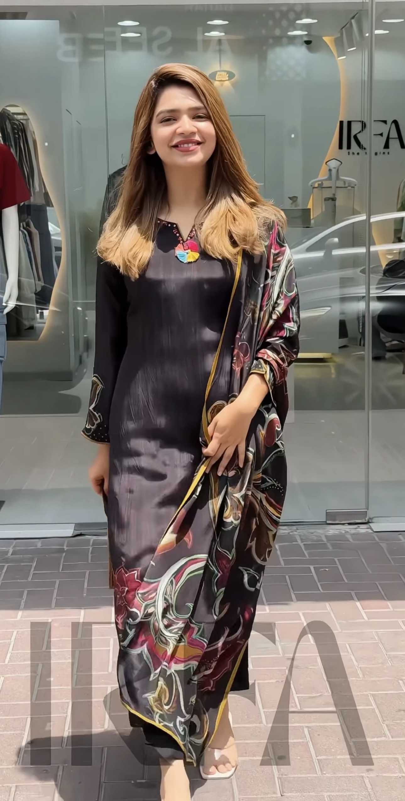 Crepe silk suit